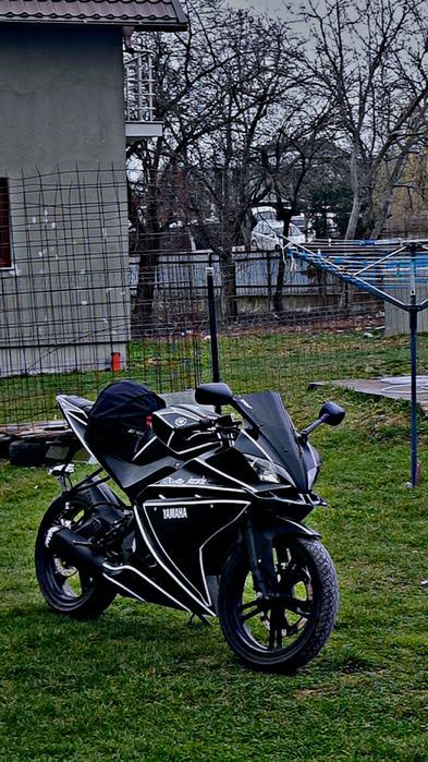Yamaha yzf r125 2012