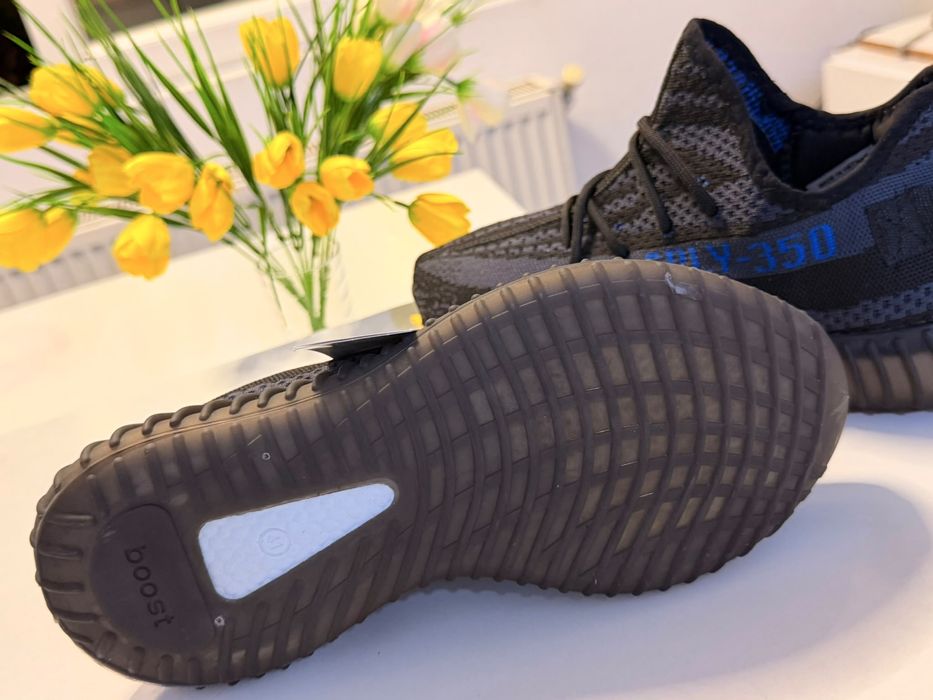 Adidas yezzy calitate premium