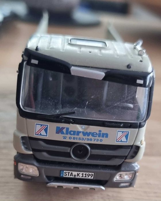 Se vinde machetă Camion Mercedes NZG