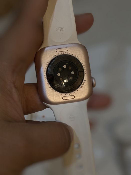 Часы Apple Watch 10 42mm