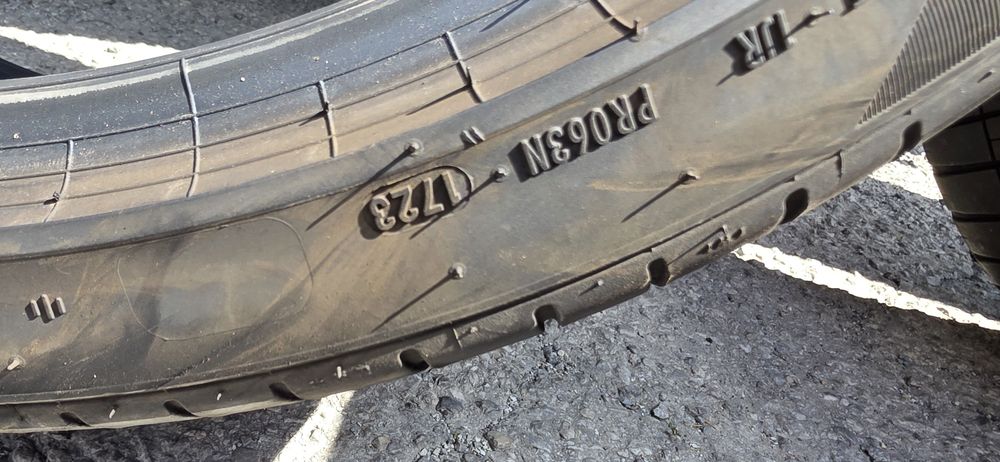2 бр. 2023 275/35/22 Pirelli PZERO