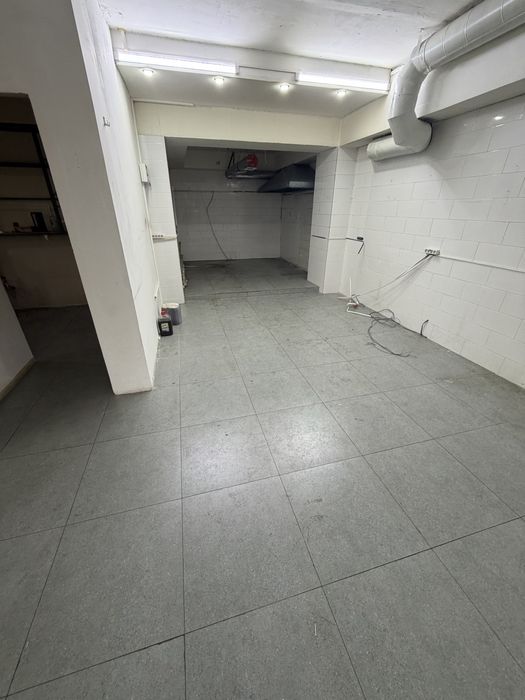 Отдам бесплатно кафель ламинат и прочие