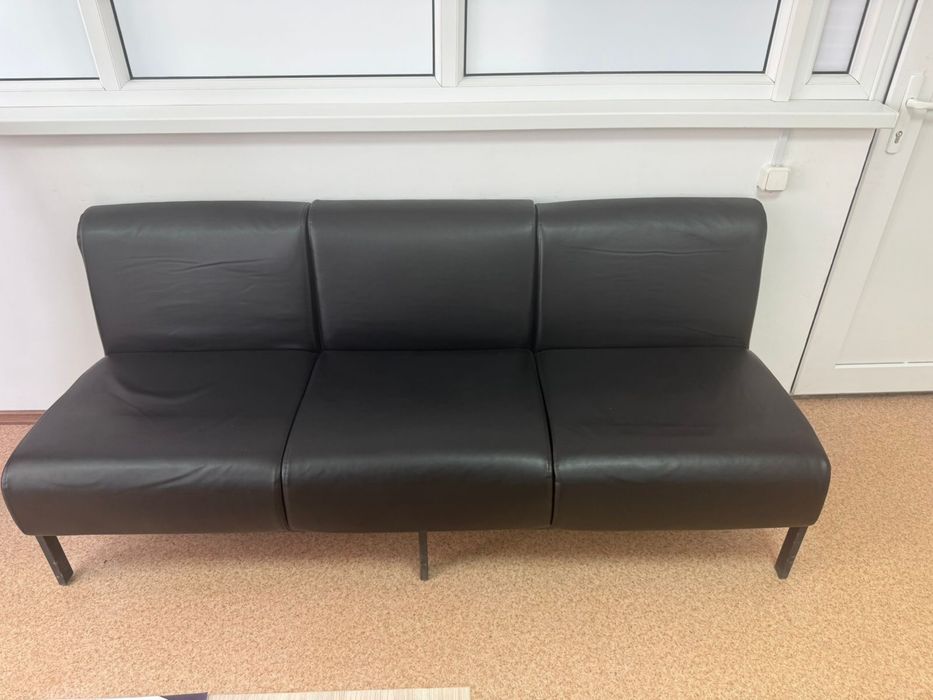 Продаю мебель для офиса