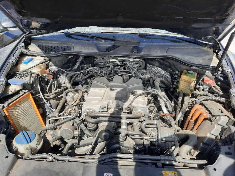 Dezmembram Porsche Cayenne 3.0d ,3.0 benzina/hibrid,4.5i V8  2005-2012