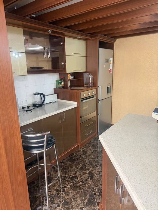 Сдаётся 3-комн ЦУМ, 82 м²