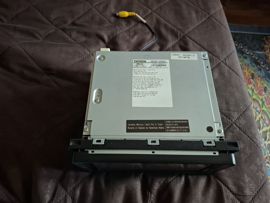 Продам автомагнитолу