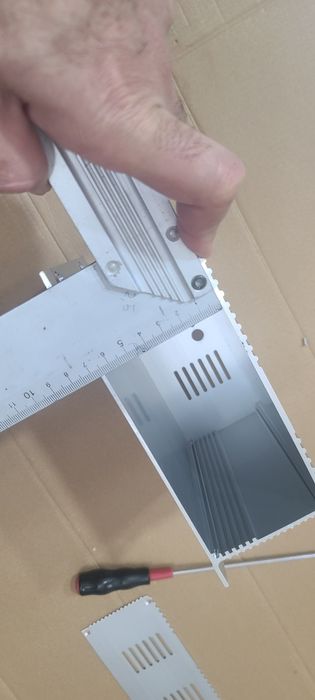 Алюминиевый корпус коробка для приборов блоков питания и т д 155×155