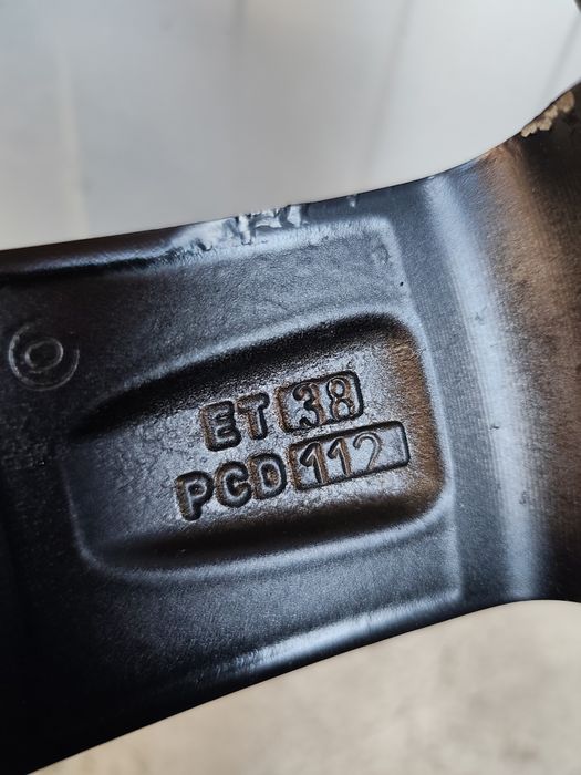 17/5/112-МЕРЦЕДЕС Ц и Е класа-нов внос,перфектни