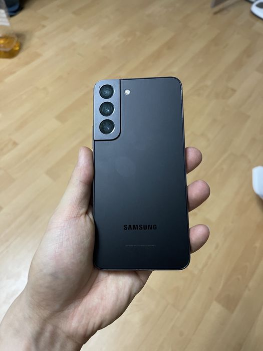 Самсунг Galaxy S22 256гб