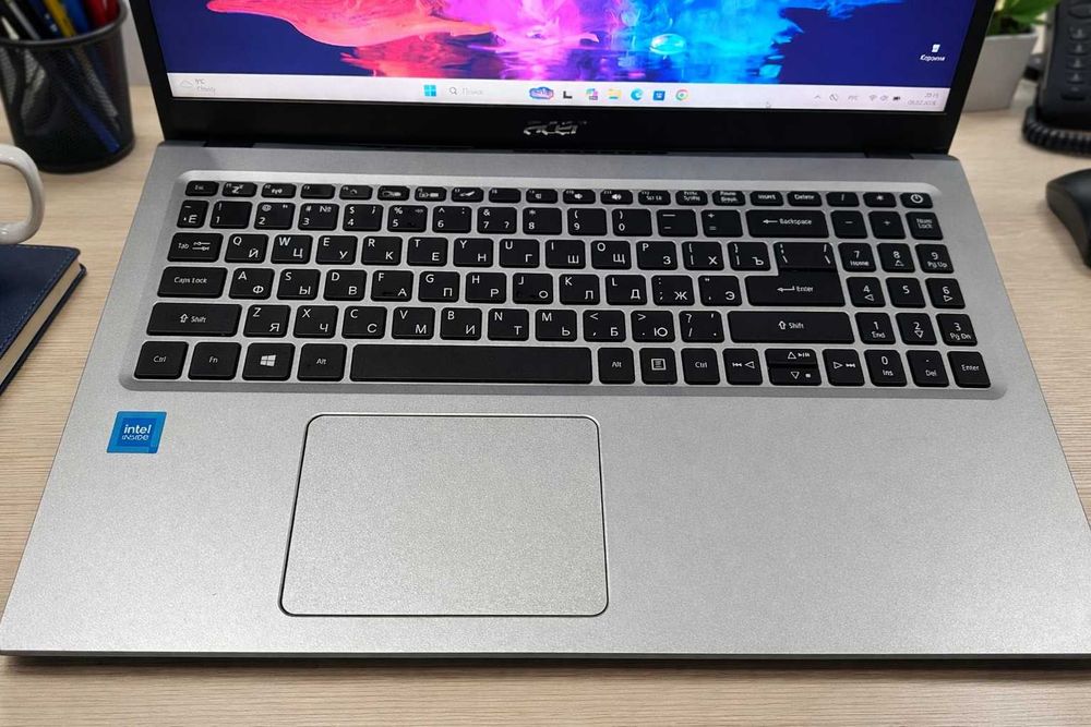 Ноутбук в хорошем состоянии.