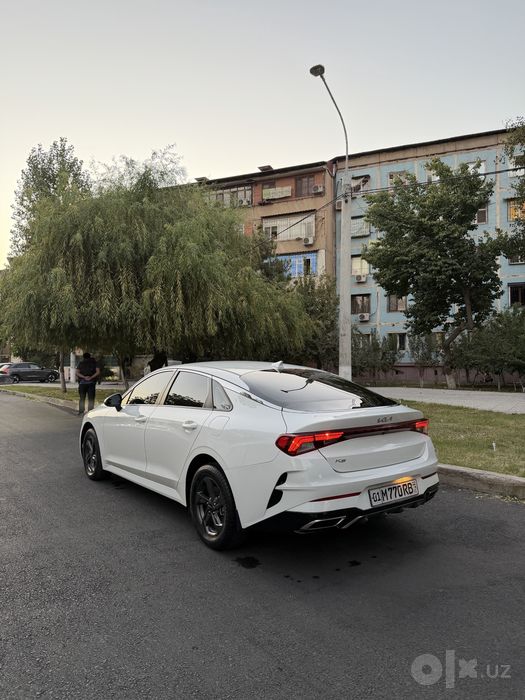 Kia k5 1 chi pozitsya