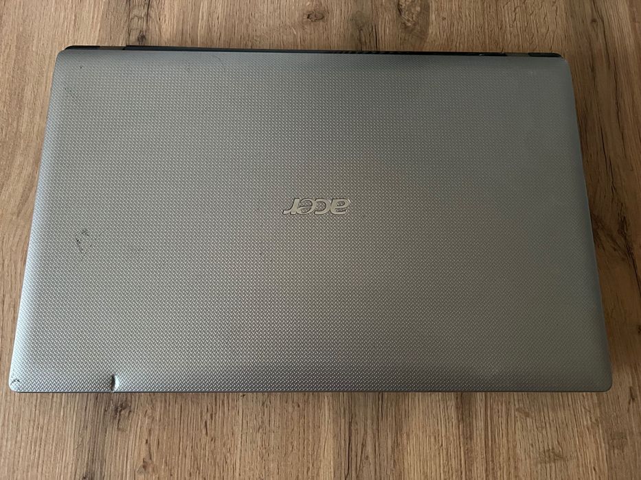 Laptop Acer 7741G i5 8gb 256ssd 17.3 ecran