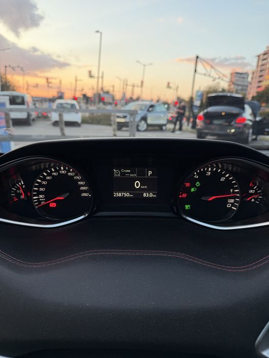 Пежо 308 1.5 HDI 131 к.с с проблем