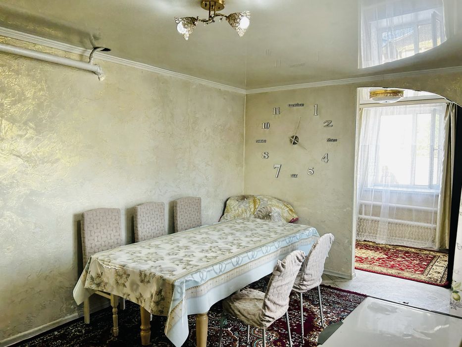 Продается дом 4 комнатный.