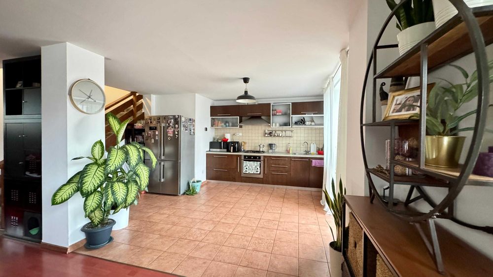 Proprietar vand vila Bucurestii Noi, 7 camere, P+M