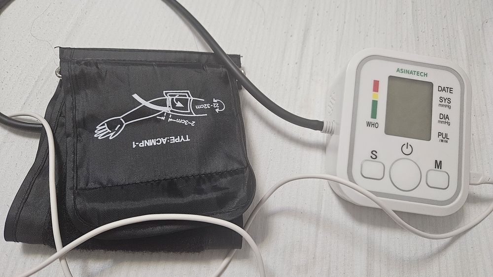 Продам тонометр, в рабочем состоянии , б/у