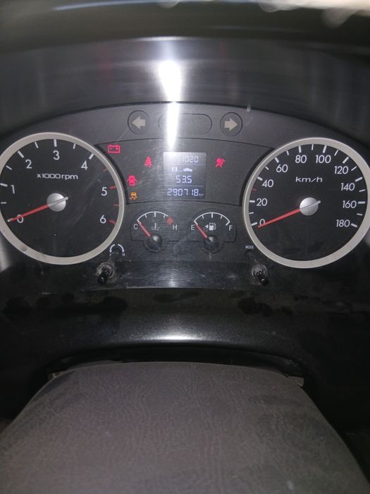 Hyundai porter 2 sotiladi