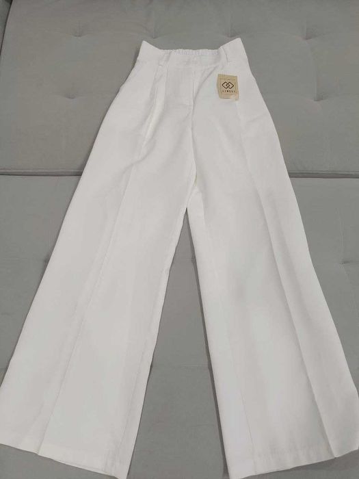 Продам 2 классические брюки и пиджак