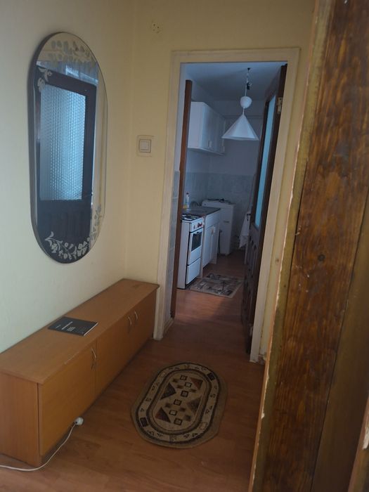 Închiriez apartament 2 camere