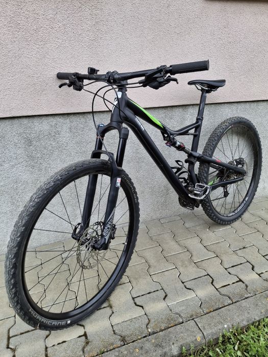 Bicicleta full suspension specialized