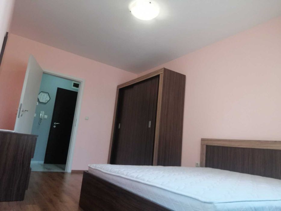 Дава се под наем Двустаен апартамент в Варна, Окръжна болница - 58 кв.м за 459 € - Снимка #2