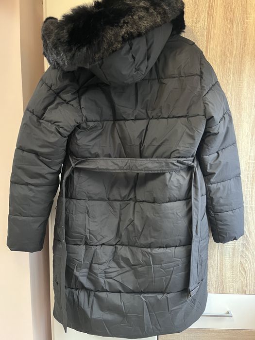 Дамско зимно яке