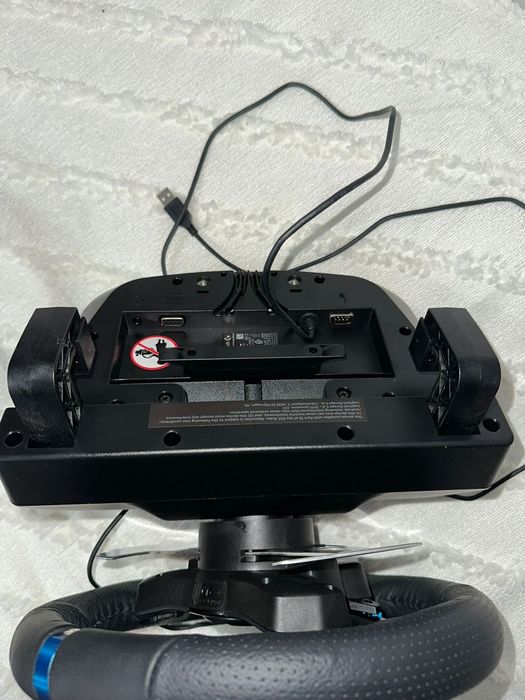 Logitech G29 волан с педали и Astro A10 слушалки