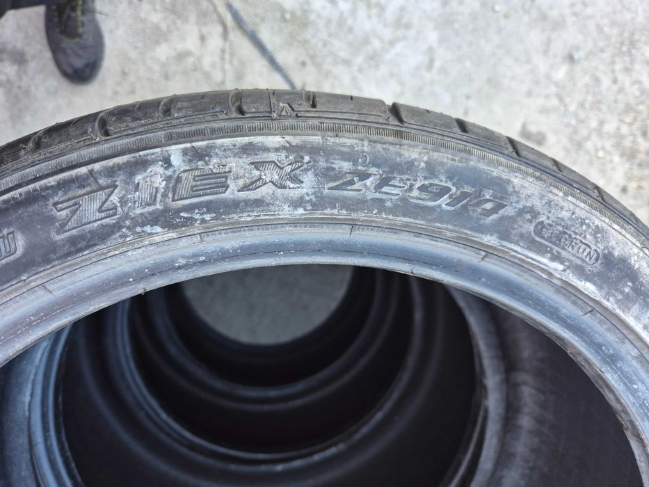 2 Anvelope de VARA - 255/35/18 - FALKEN - NOI - DOT 2017 !