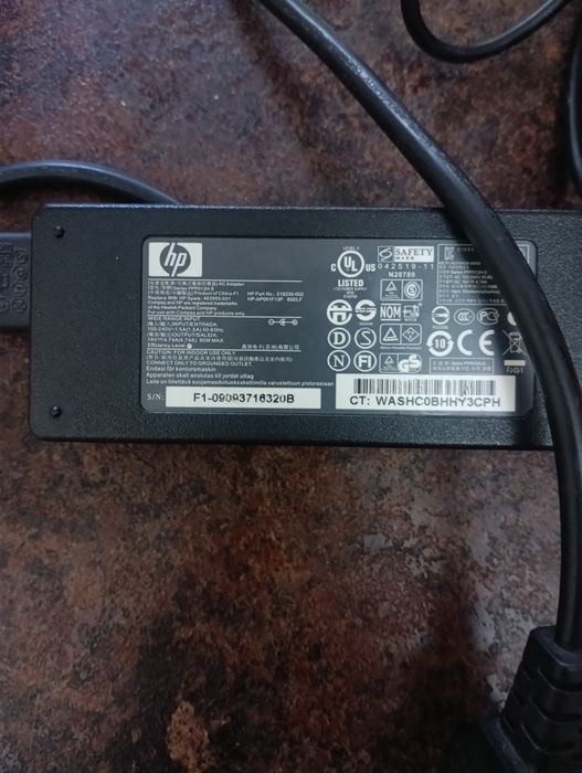 Продам блок питания на ноутбук HP