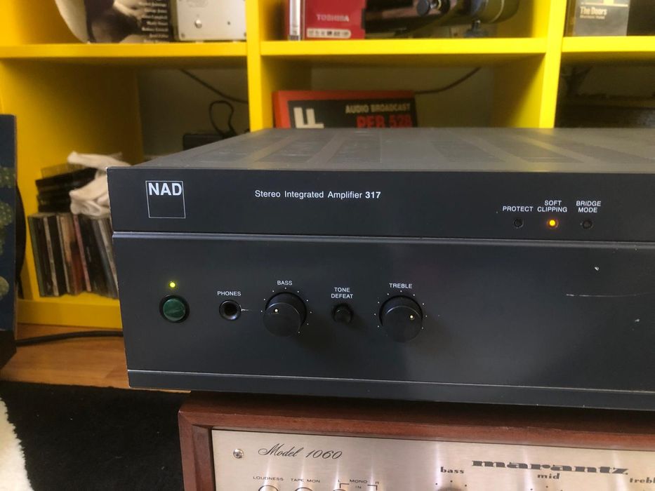 Amplificator Nad 317