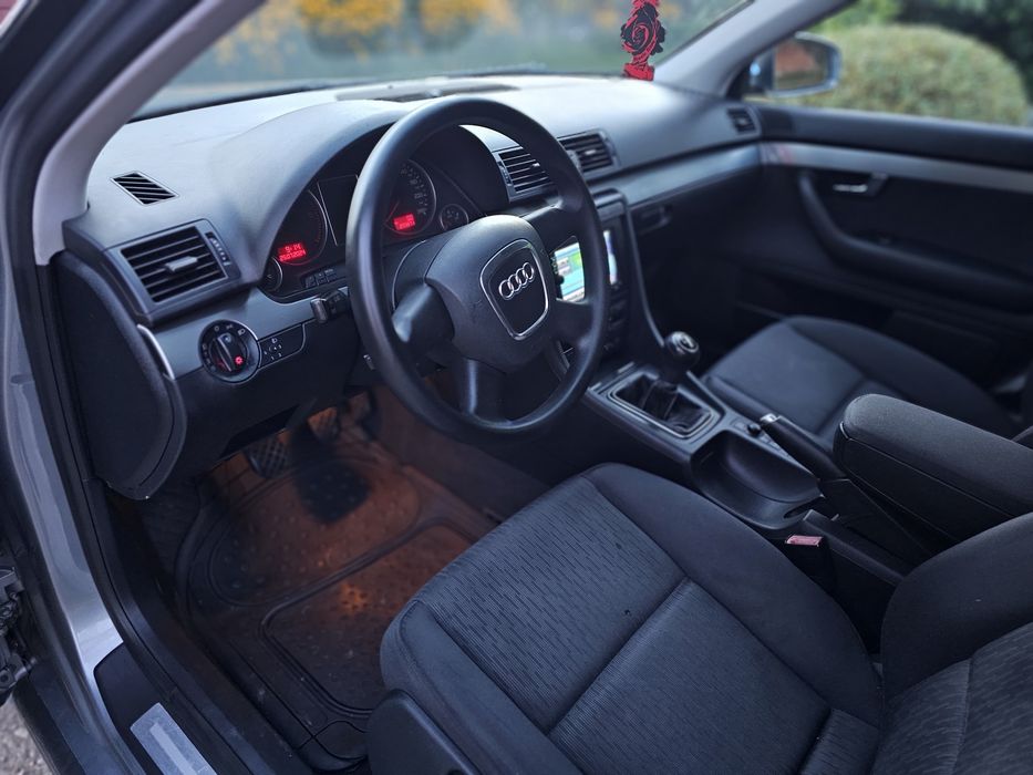 Vand Audi A4 B7, 2006