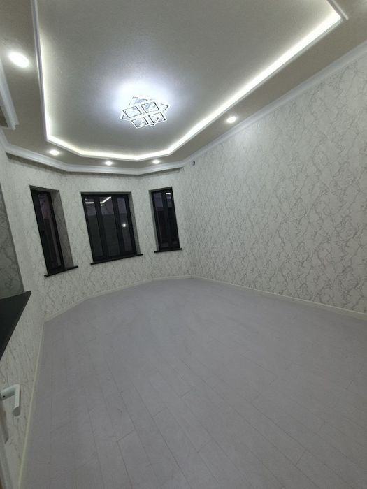 Уй сотилади 110 Минг келишилади