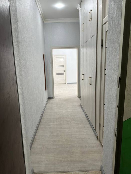 Cдается помещение под офис, турфирма, магазин 100м2. Шота Руставели