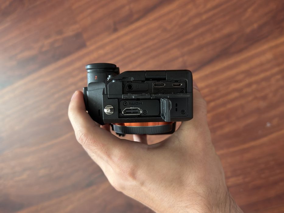 Продаю Sony Alpha 7 IV (только Body) A7M4