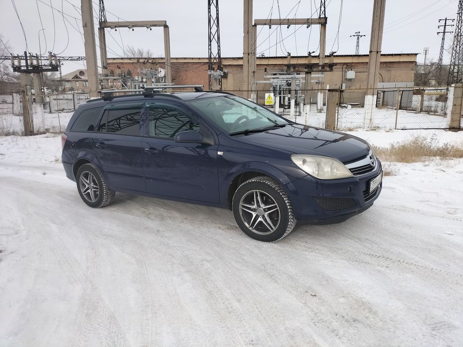 Опель астра Н 2008 год