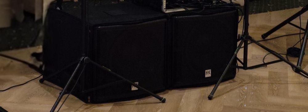 Vând 2 Incinte,carcase Subwoofer profesional 18 inch