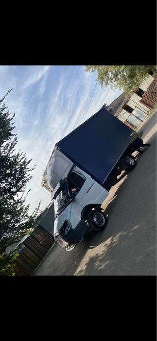 Вывоз мусора.  Қоқыс шығару.