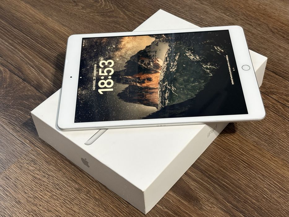 iPad th8 32gb Silver