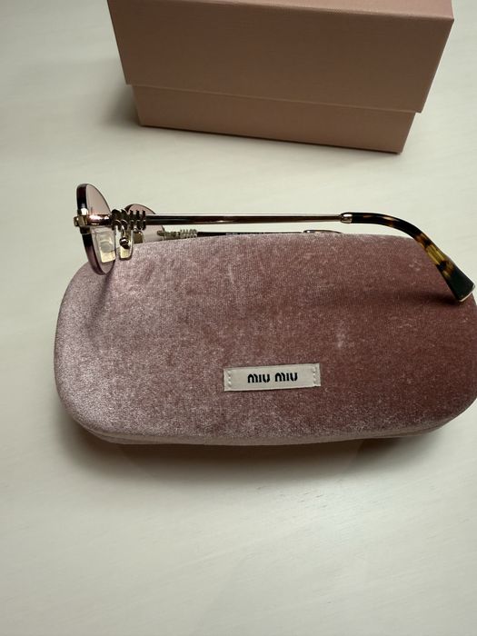 Слънчеви очила Miu Miu