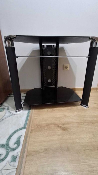 Тумба под TV в отличном состоянии
