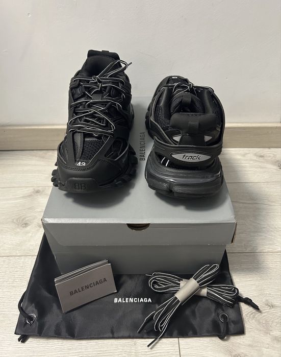 Balenciaga Track