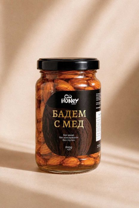 Бадеми с натурален липов мед