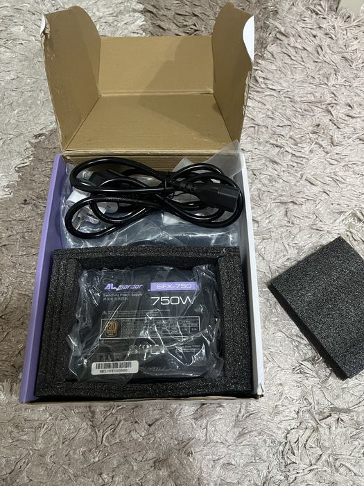 Блок питания SFX 750в