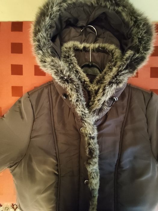 Зимно яке с качулка
