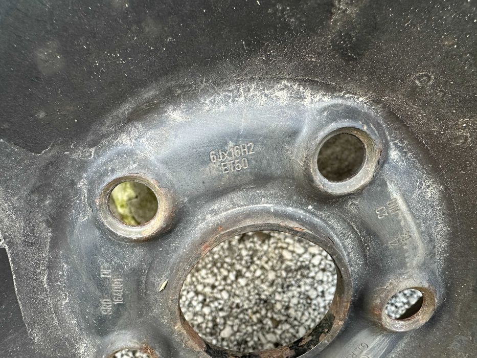 4бр. железни джанти 16" 5х112 с гуми 205/55/16 - VW, Audi, Seat, Skoda