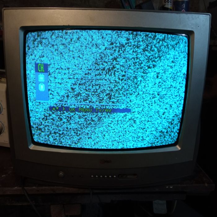 Продам телевизор