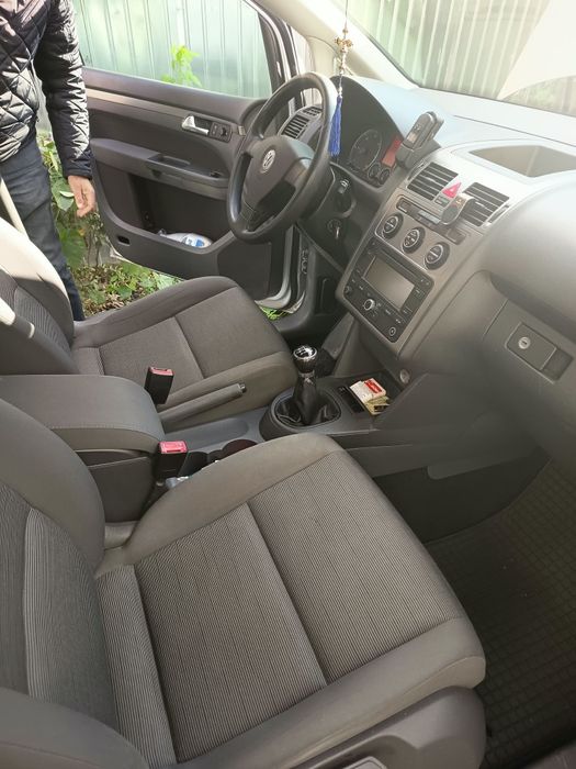 VOLKSWAGEN Touran 2007 — imagine 3