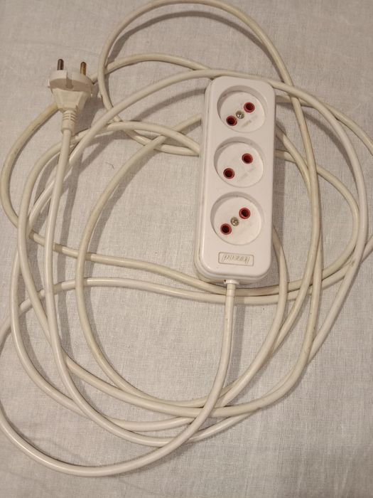 Продам удлинитель.