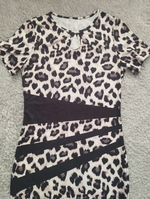 Рокля с леопардов принт
