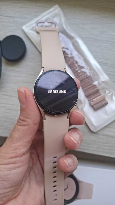 Galaxy watch4 часовник